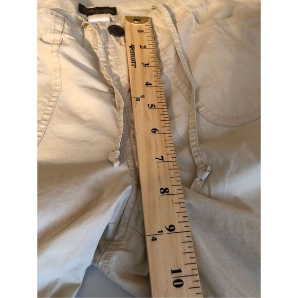 Abercrombie & Fitch Neutral Tan Cropped Cargo Baggy Pants Woman’s Size 6 - Picture 9 of 11